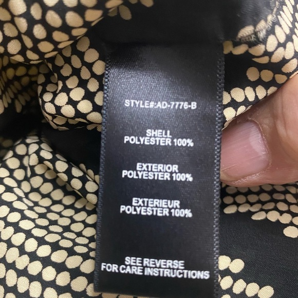 Stylish Sleeveless Mini Dress Small Embellished Neck
Peplum Design Side Pockets - Picture 2 of 12